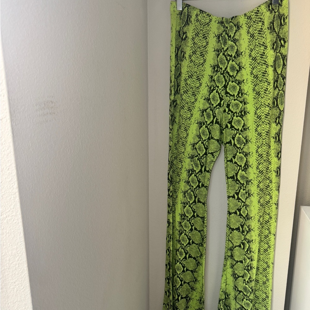 Boohoo Neon Snake Print Skinny Pants